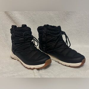 NEW-The North Face Black Winter Boots